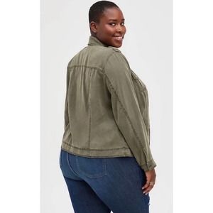 NWT Torrid Plus Size Plaid Multi Color Sherpa Collar Trucker Jacket